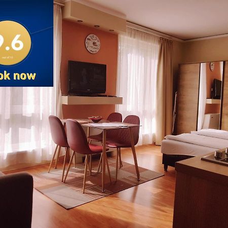 Lola Studio Apartman Hajdúszoboszló Dış mekan fotoğraf