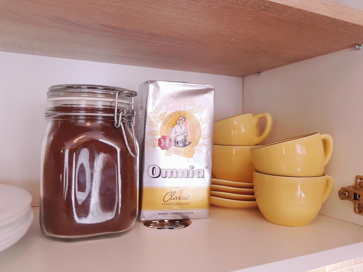 Lola Studio Apartman Hajdúszoboszló Dış mekan fotoğraf
